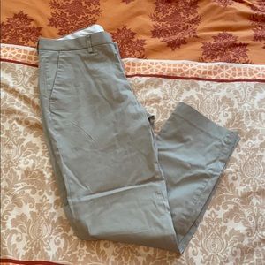 Men’s khaki dress pants